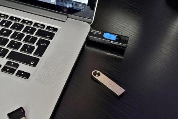 Data recovery on flash drive