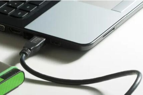 hard drive in disk utility but not on desktop