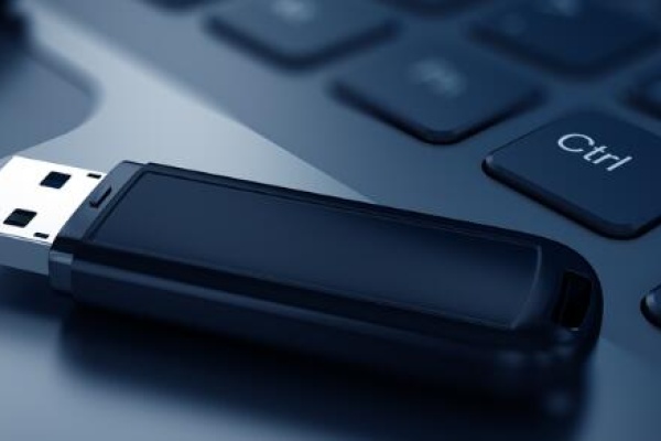 format bootable usb before iso windows 8.1​