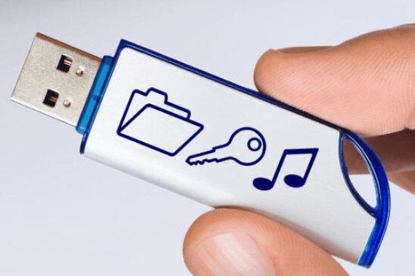 Retrieve data from broken usb flash drive