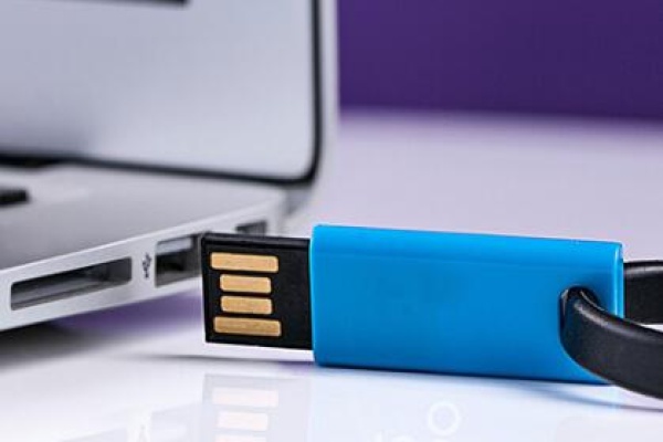 USB drive data recovery service